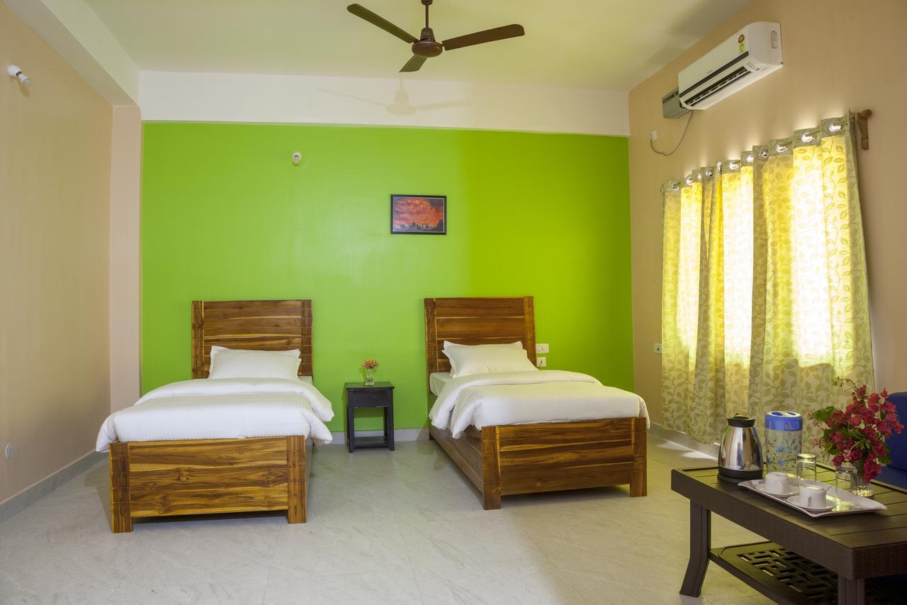 Rains Inn Eco Hotel ดิมาปูร์ ภายนอก รูปภาพ